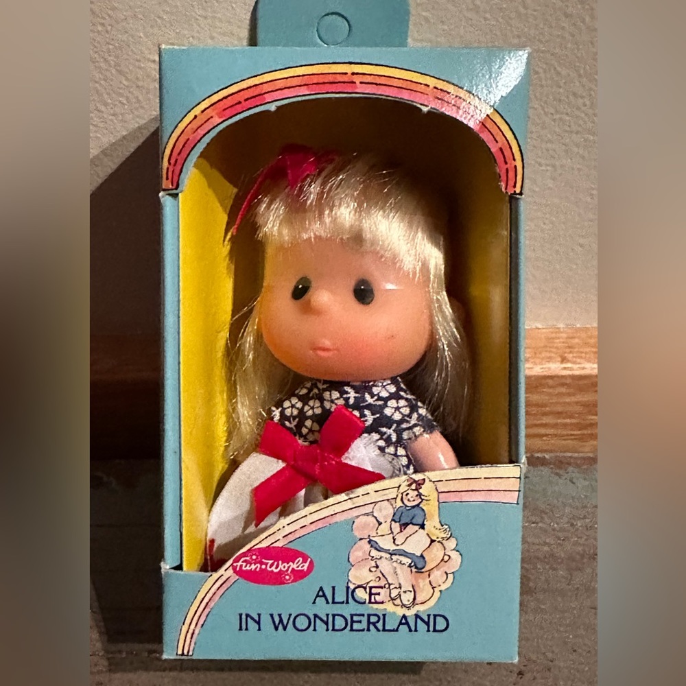 Miniature vintage Alice in Wonderland doll NIB
